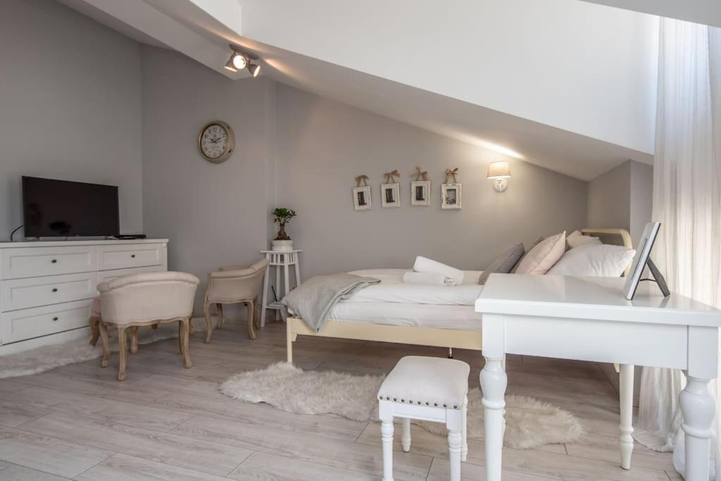Apartament O Wysokim Standardzie W Centrum Miasta Apartment Krakow Ngoại thất bức ảnh